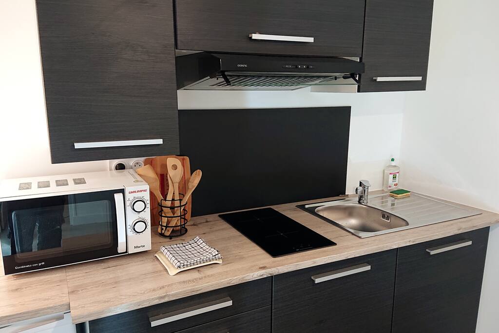 98174431-a4fb-4d75-b0eb-24640a414860